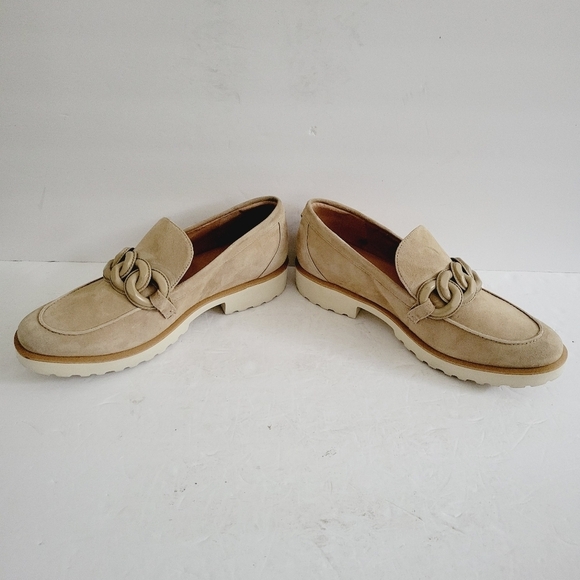 NEW Cole Haan Beige Geneva Suede Slip-On Loafers Size 10 - Picture 2 of 8